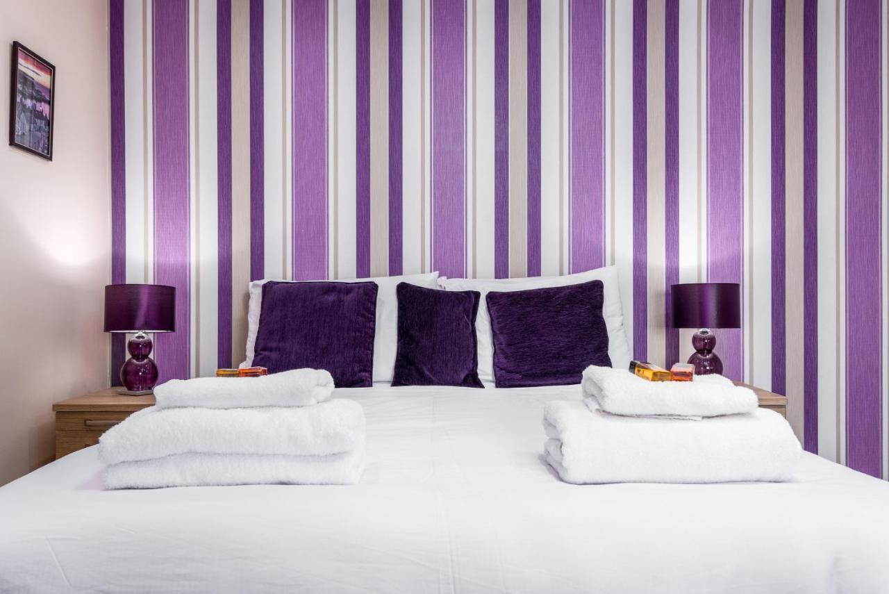 Riviera Guesthouse Уитби Екстериор снимка