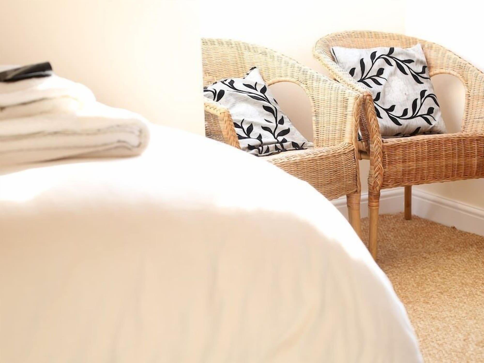 Riviera Guesthouse Уитби Екстериор снимка