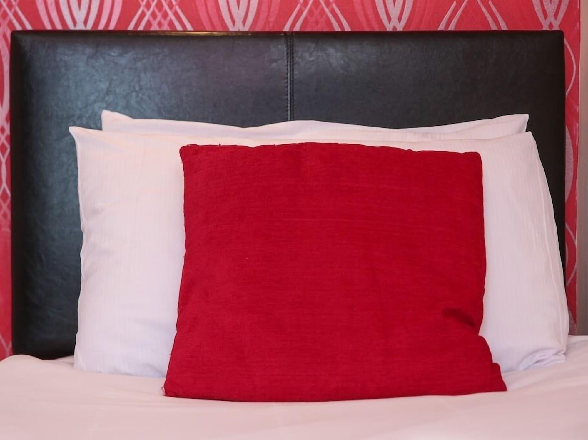 Riviera Guesthouse Уитби Екстериор снимка