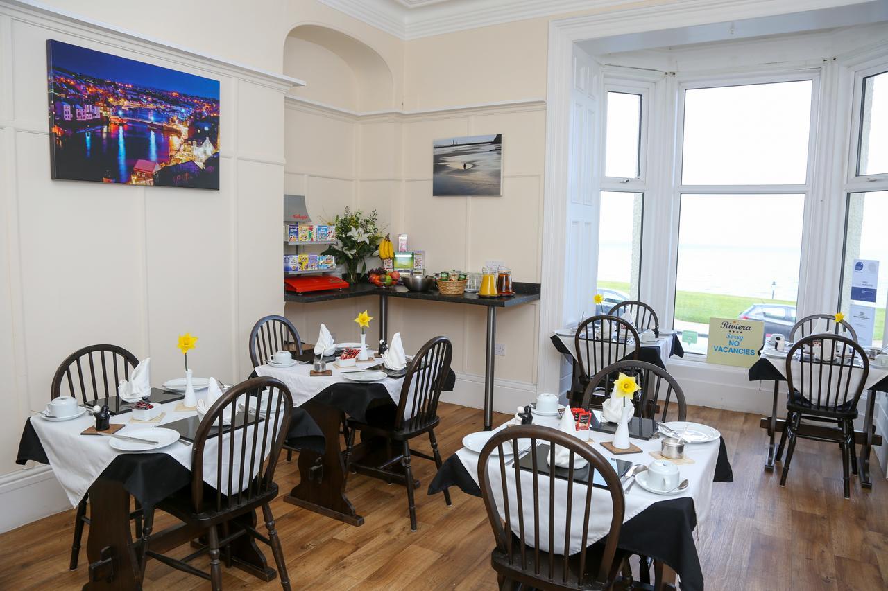 Riviera Guesthouse Уитби Екстериор снимка